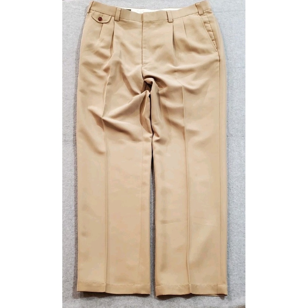 Orvis Men's Tan Pants Size‎ 38 Pleated Front Straight Leg Classic Fit